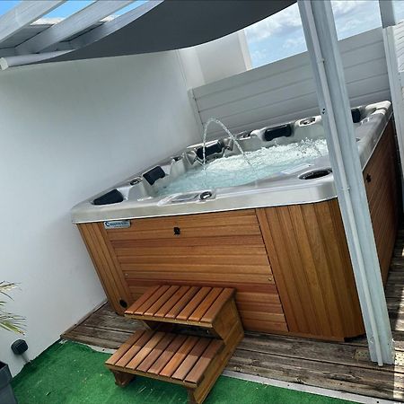 Appart'Eden : Vue Panoramique Sur Saint-Denis Apartment Sainte Clotilde Bagian luar foto