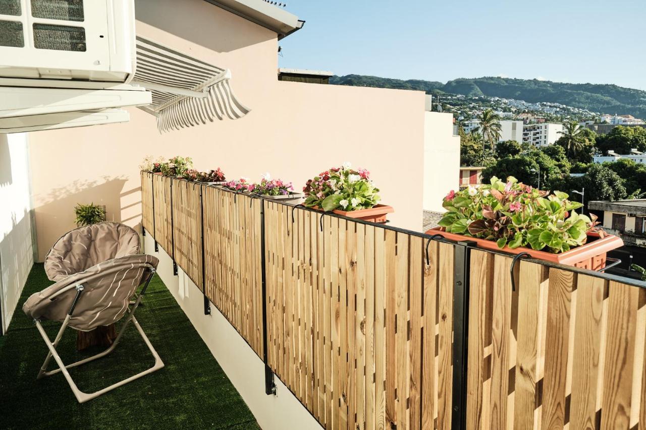 Appart'Eden : Vue Panoramique Sur Saint-Denis Apartment Sainte Clotilde Bagian luar foto